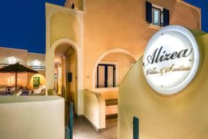 Alizea Villas & Suites, Fira