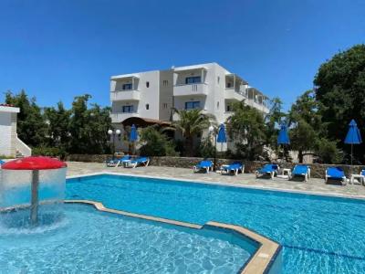 Kernos Beach & Bungalows - 17