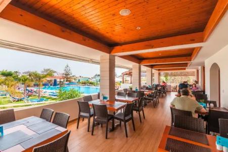 Kernos Beach & Bungalows - 22