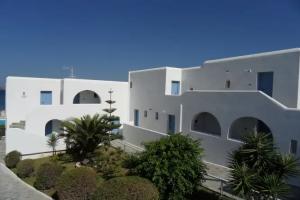 Cosme, a Luxury Collection Resort, Paros, Naousa