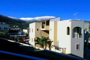 Rainbow Apartments, Stalis