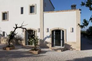 Guest House «Masseria Lama Di Coccaro», Fasano