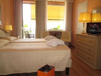 B&B Diano Marina Palace - 3