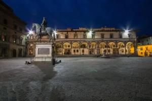 Loggiato Dei Serviti, Florence