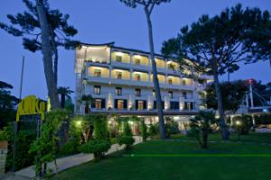 Hotel Acapulco, Forte dei Marmi