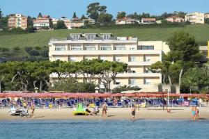 Hotel Cristallo, Giulianova