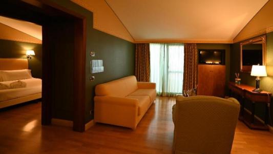 Best Western Grand Guinigi - 54