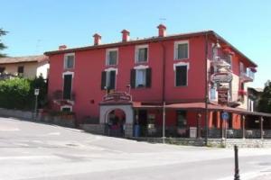 Azzano Holidays B&B, Mezzegra