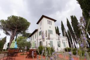 Bed & Breakfast «Del Pino B&B», Poggibonsi