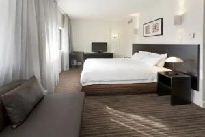 Causeway 353 Hotel, Melbourne