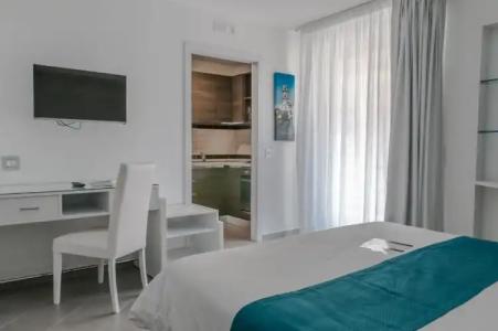 Tasso Suites & Spa - 108