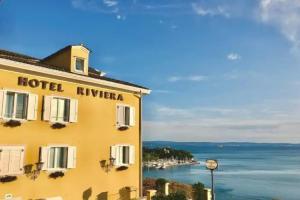 Hotel Riviera & Maximilian's, Trieste