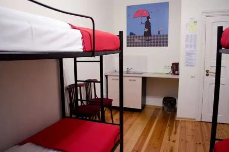 Red Nose Hostel - 3