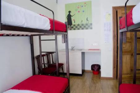 Red Nose Hostel - 18