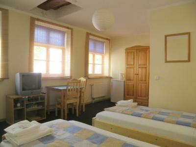 Express Guest House - 3