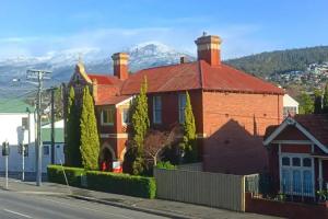 Edinburgh Gallery Bed & Breakfast, Hobart