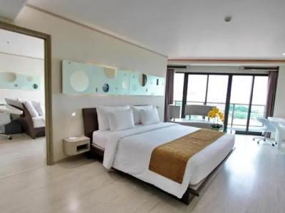 Pattaya Discovery Beach - SHA Extra Plus - 39