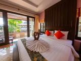 Superior Double room with pool view