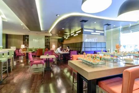 Novotel Bangkok on Siam Square - SHA Extra Plus Certified - 10