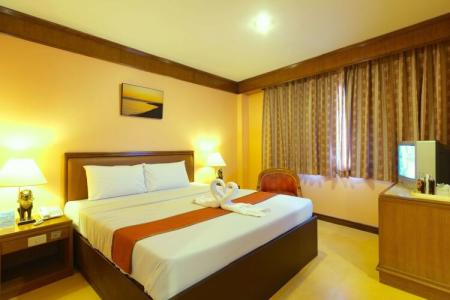 Silom Avenue Inn - 3