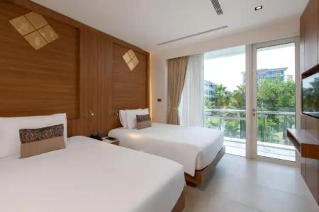 Splash Beach Resort, Maikhao Phuket - SHA Extra Plus - 190