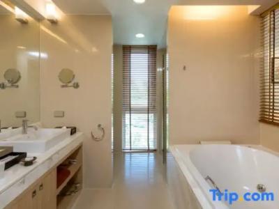 Splash Beach Resort, Maikhao Phuket - SHA Extra Plus - 225