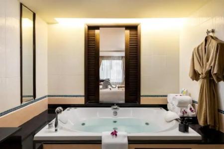 Patong Paragon Resort & Spa SHA Extra Plus - 49