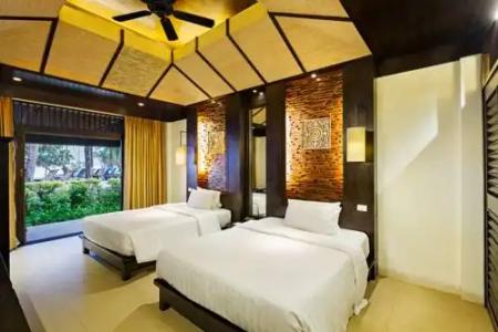 Impiana Beach Front Resort Patong, Phuket - 41