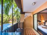 Standard room with balcony and with pool view