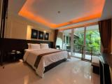 Superior Double room with balcony and with garden view