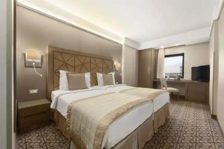 Ramada By Wyndham Istanbul Taksim - 111