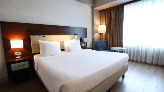 Courtyard by Marriott Istanbul West - 5