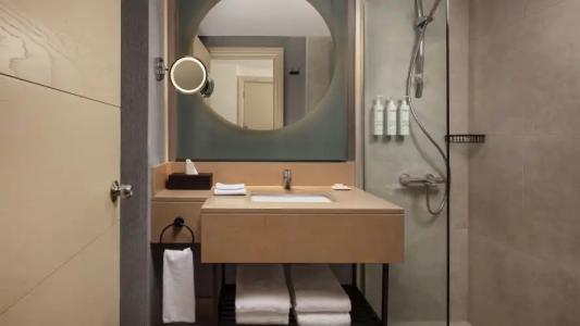 Courtyard by Marriott Istanbul West - 40