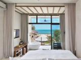 Deluxe room with balcony and with sea view