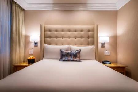 Beverly Hills Plaza & Spa - 15