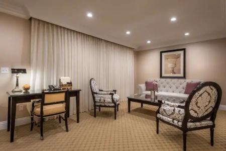 Beverly Hills Plaza & Spa - 16