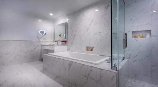 Beverly Hills Plaza & Spa - 34