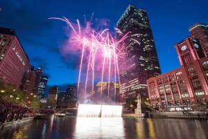 Hyatt Regency Chicago, Chicago