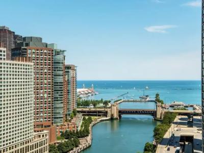 Hyatt Regency Chicago - 16