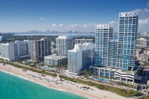 Carillon Miami Wellness Resort, Miami Beach