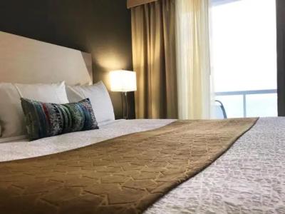 Best Western Plus Atlantic Beach Resort - 122