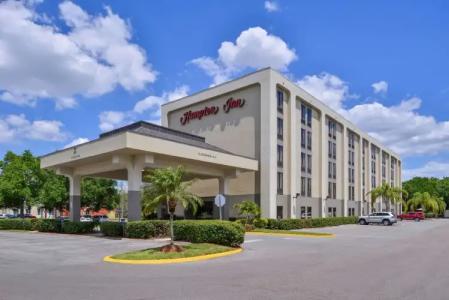 Hampton Inn Closest to Universal Orlando - 26