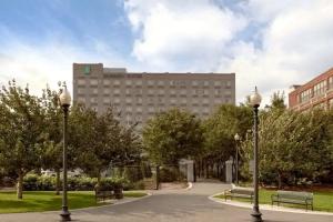 Embassy Suites Boston at Logan Airport, Boston