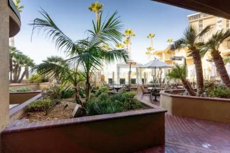 Pacific Terrace - 158