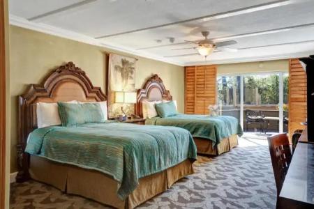 Pacific Terrace - 107