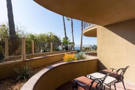 Pacific Terrace - 109
