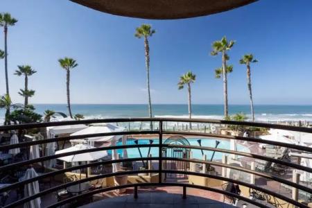 Pacific Terrace - 184