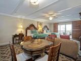 Suite with ocean view