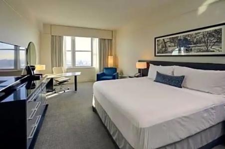 Loews Philadelphia - 113