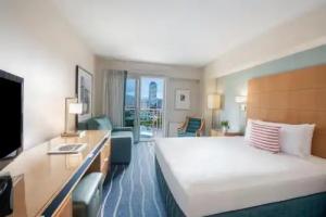 Ala Moana Hotel - Resort Fee Included, Honolulu